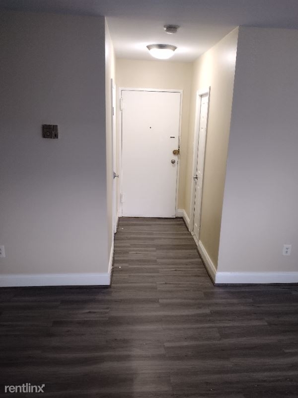 1009 Chillum Road 410 - Photo 1