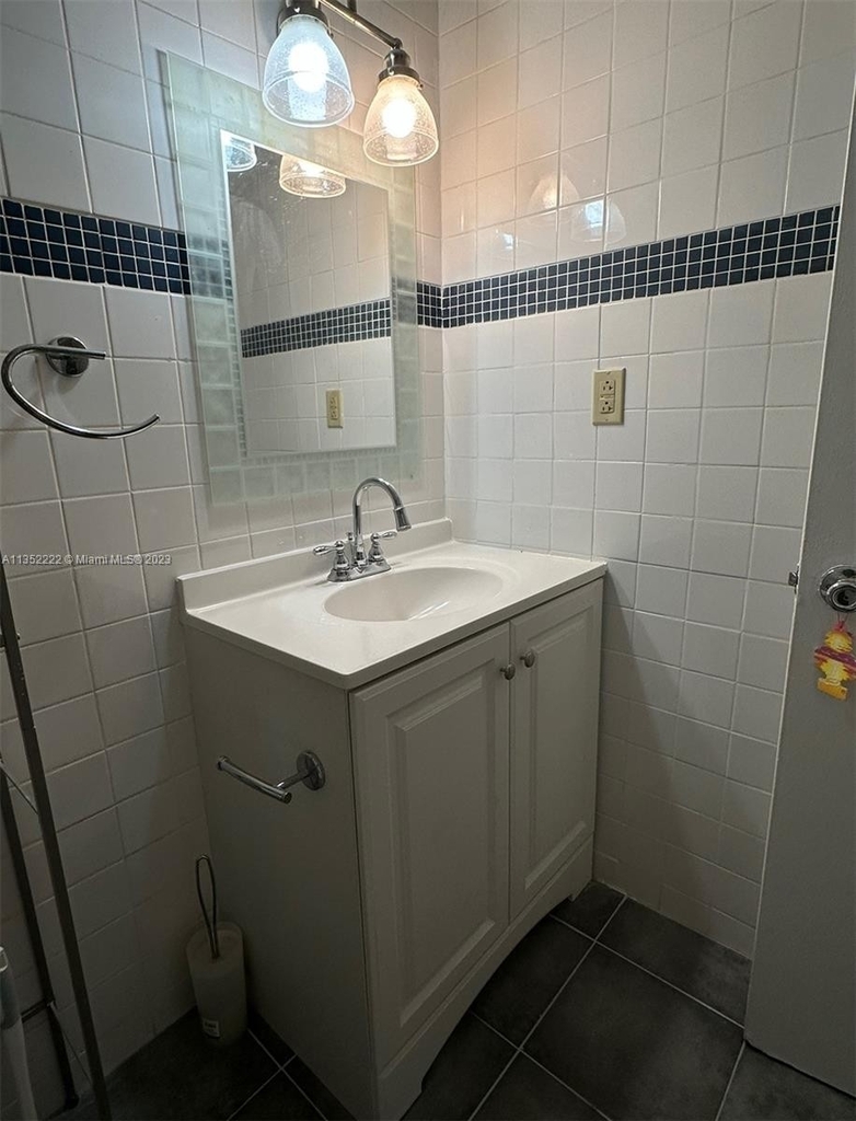 8605 Sw 68th Ct - Photo 5