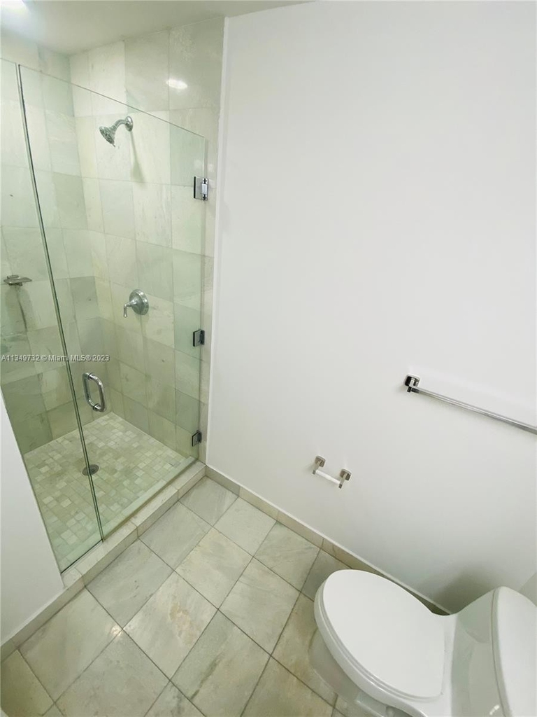 1060 Brickell Ave - Photo 11