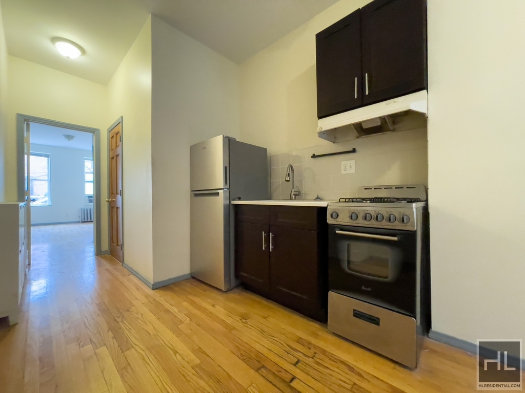 103 North 9 Street - Photo 2