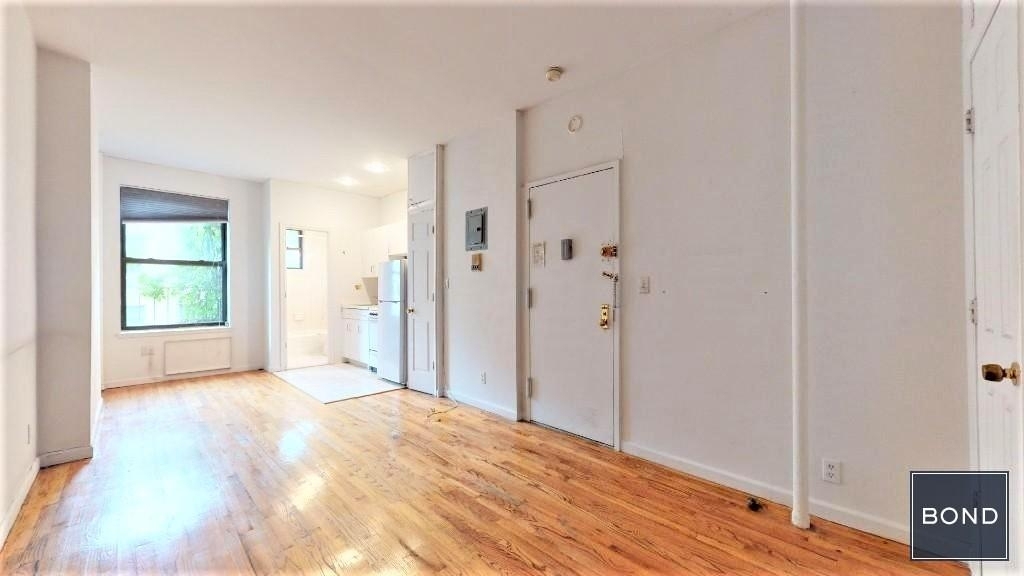 322 East 89 Street - Photo 1