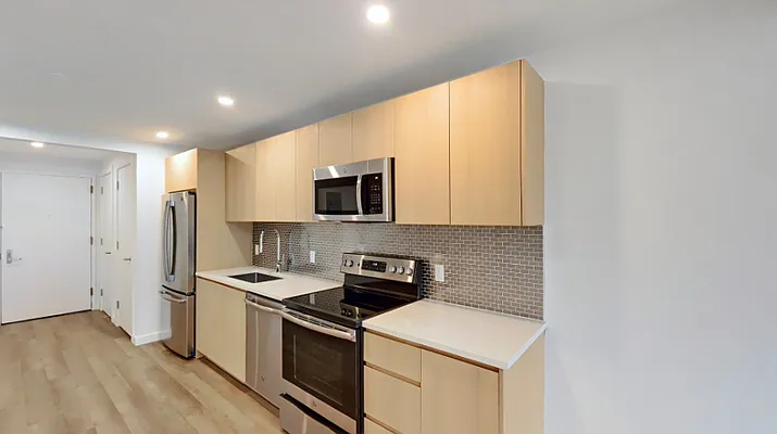 800 Amsterdam Avenue - Photo 13