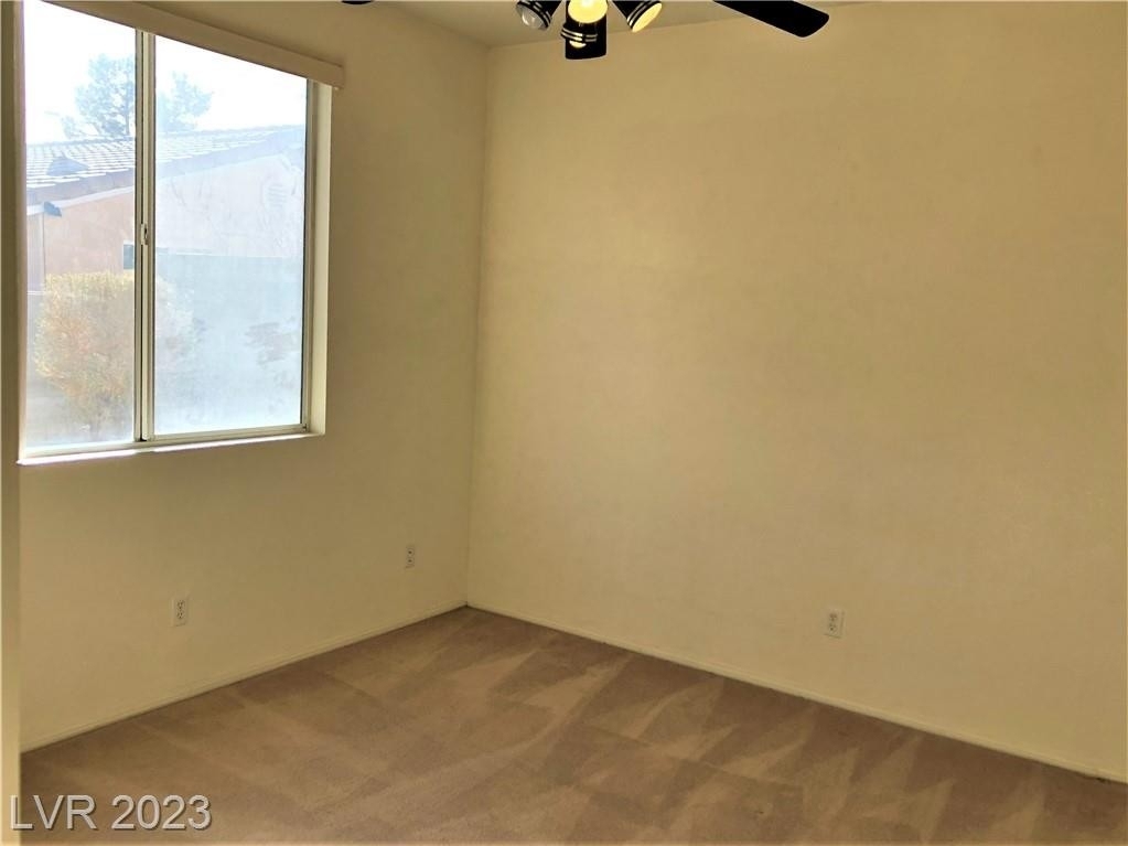 984 Country Skies Avenue - Photo 6