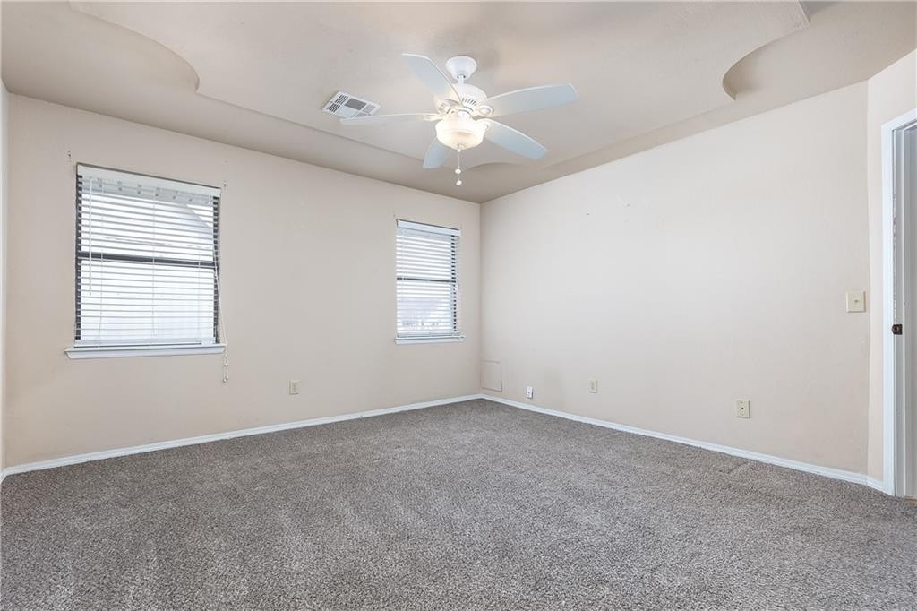 10304 Southridge Terrace - Photo 15