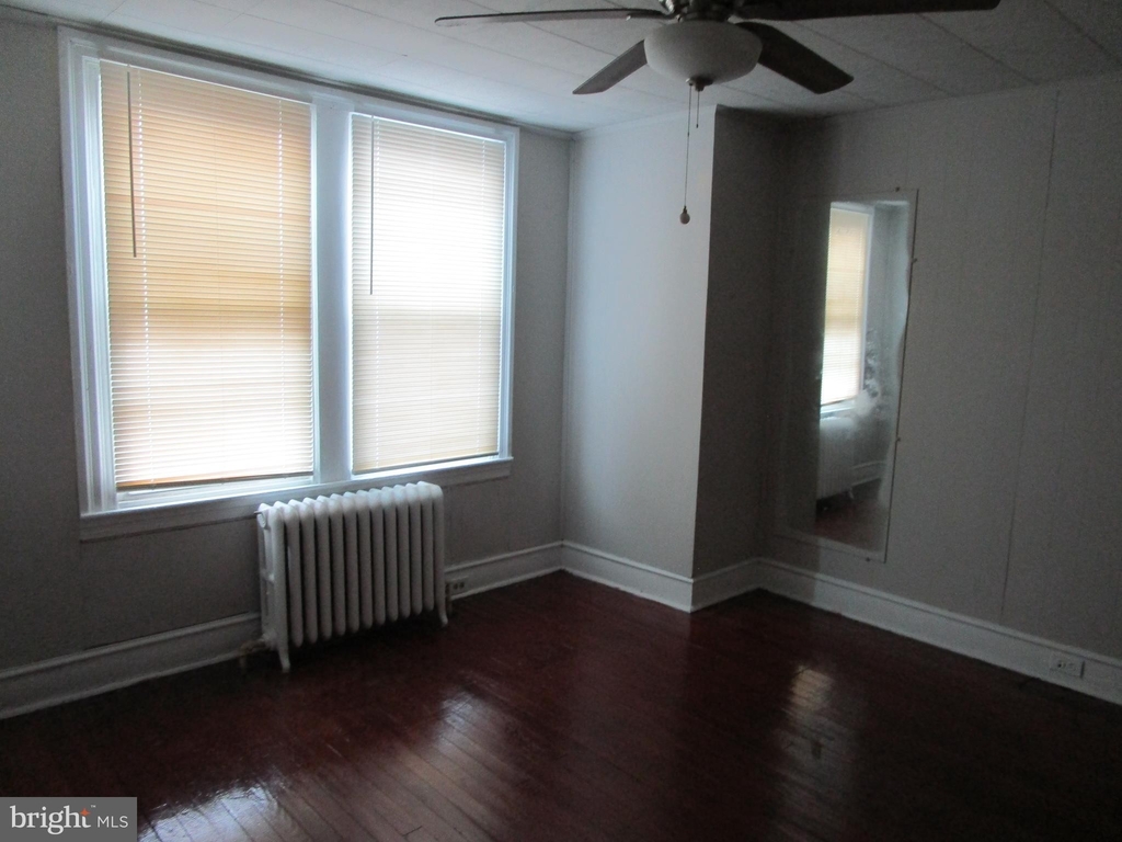 476 Robbins Street - Photo 22