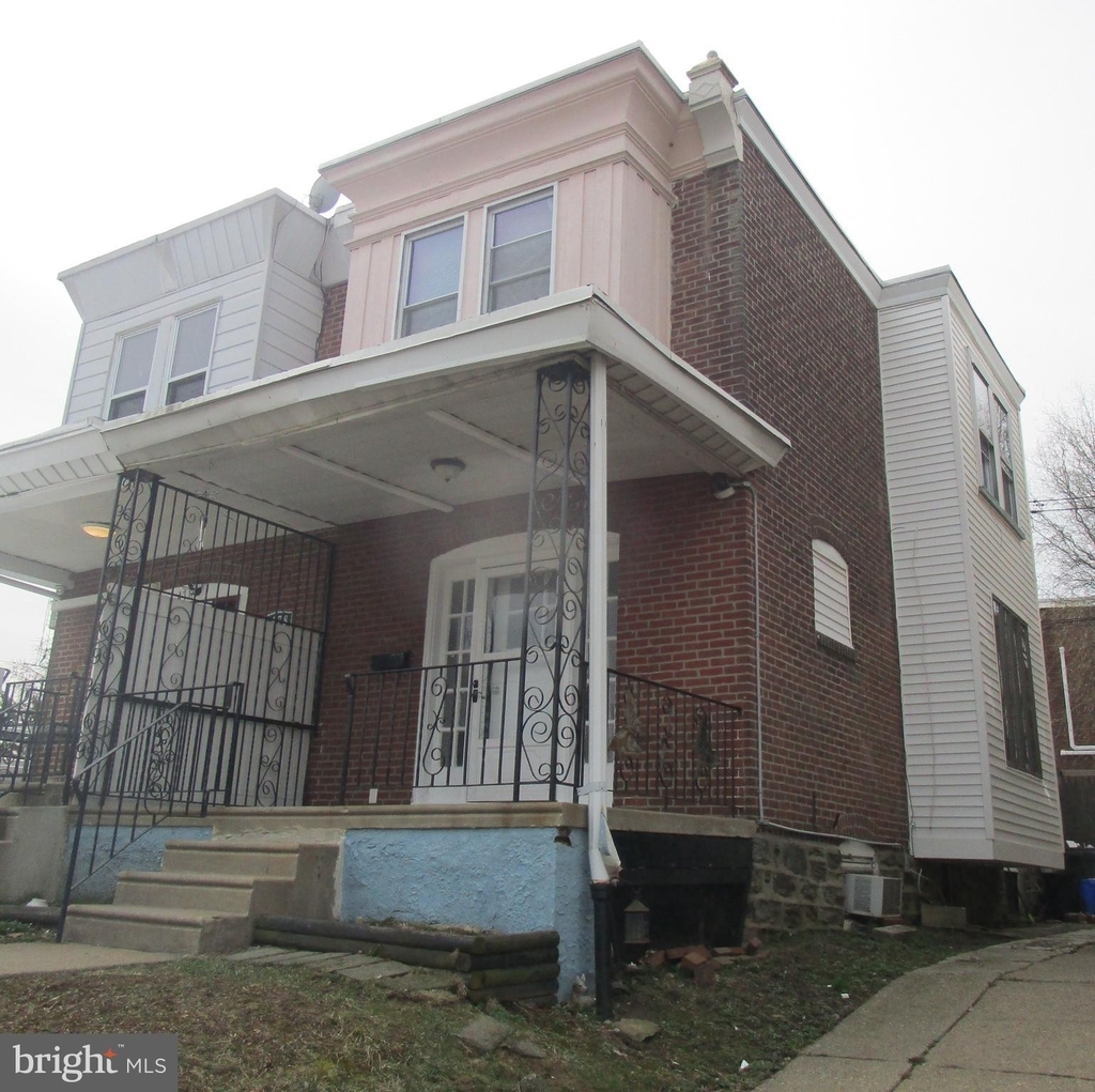 476 Robbins Street - Photo 25