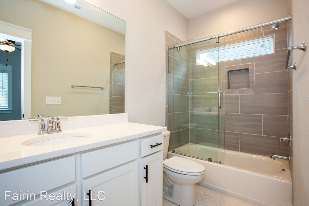 1508 Cottage Grove - Photo 18