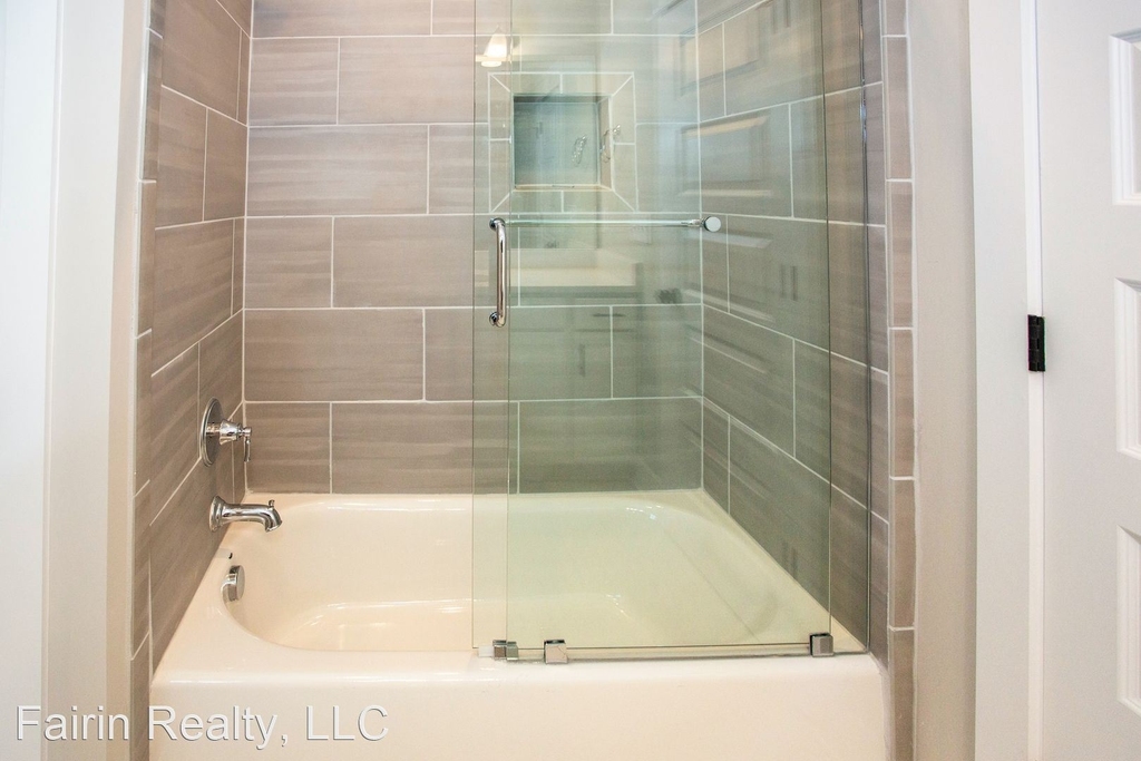 1508 Cottage Grove - Photo 15