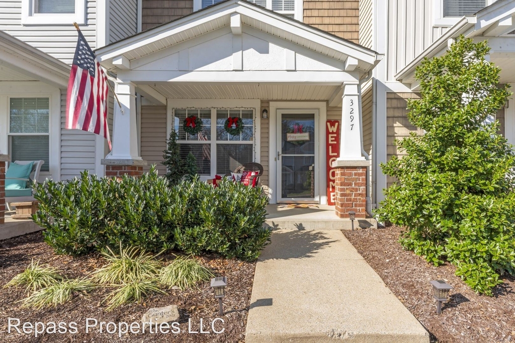 3297 Harpeth Springs Drive - Photo 1