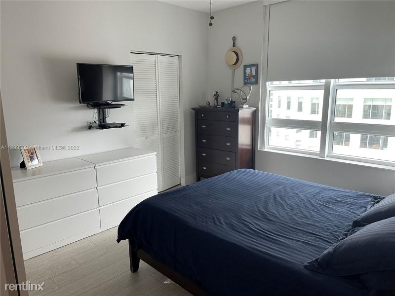 950 Brickell Bay Dr 802 - Photo 6