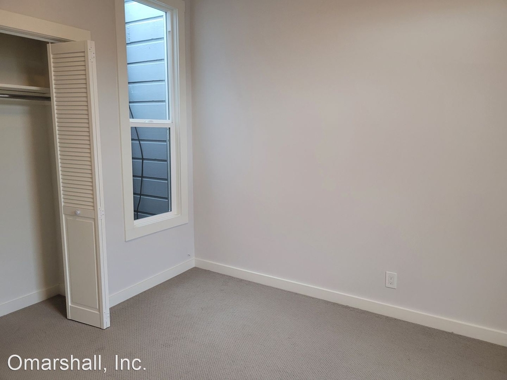 1047 York St - 1047 - Photo 9