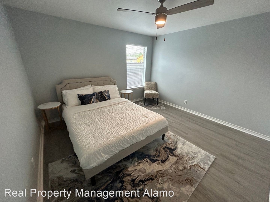 1113 New Laredo - Photo 10