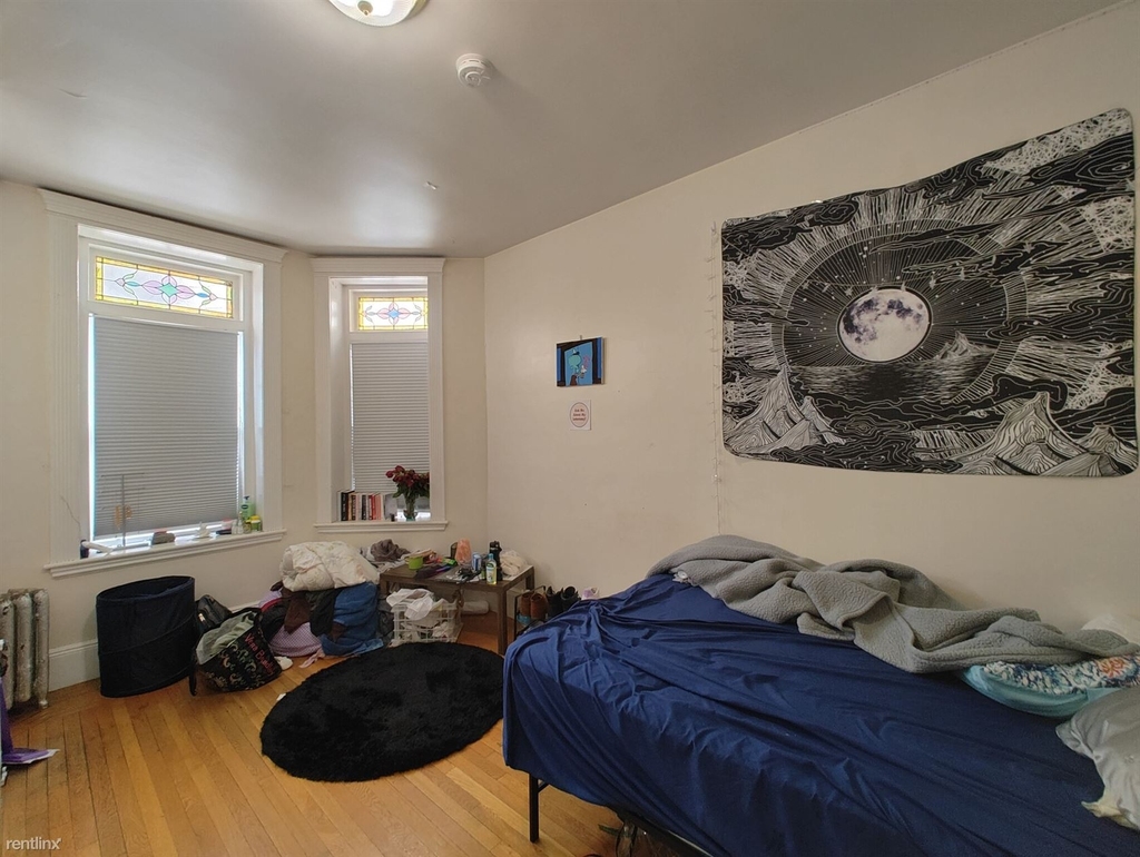 447 Park Dr Apt 1e - Photo 2