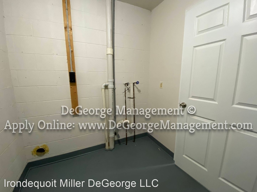 70 Miller Lane - Photo 12