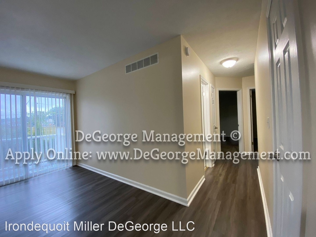 70 Miller Lane - Photo 13