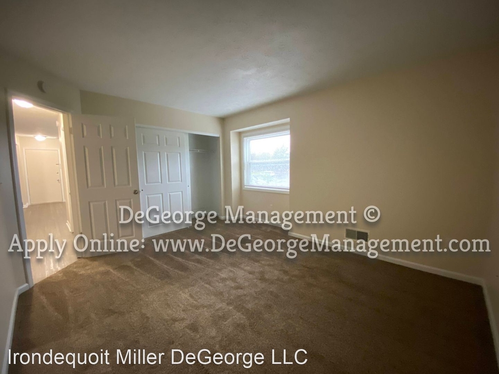 70 Miller Lane - Photo 19