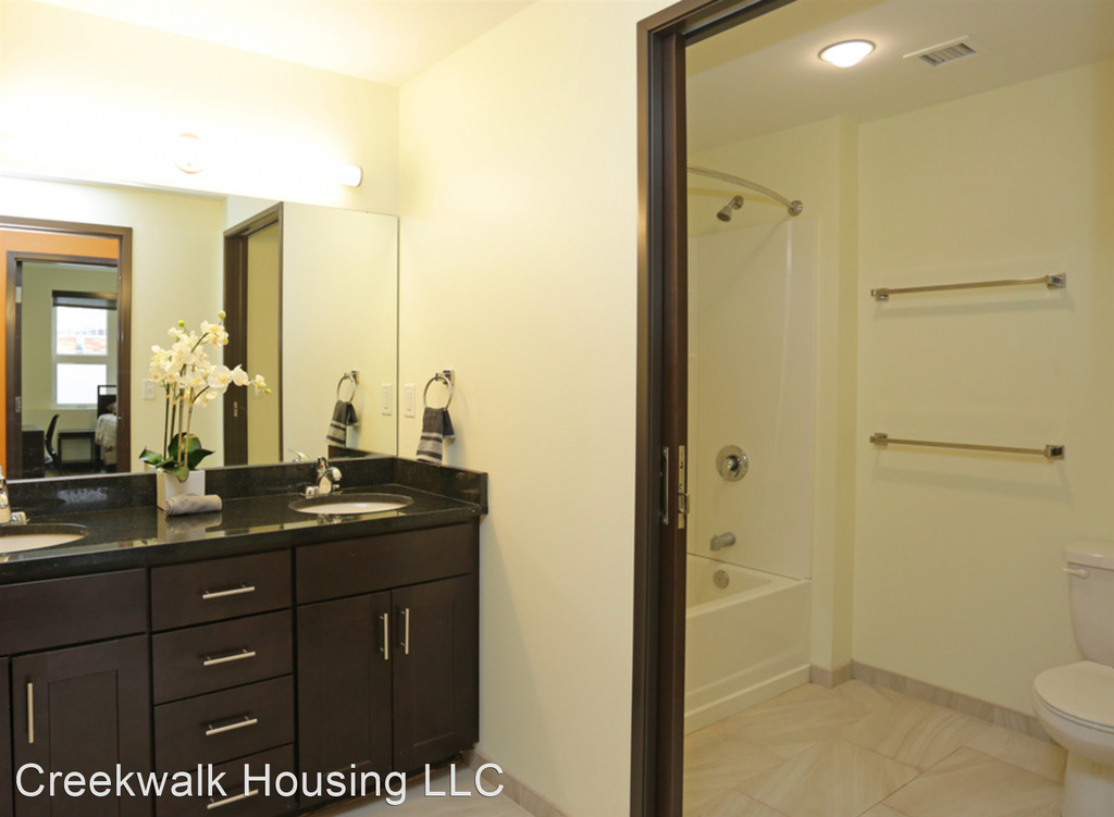 324 West Water Street - Photo 13