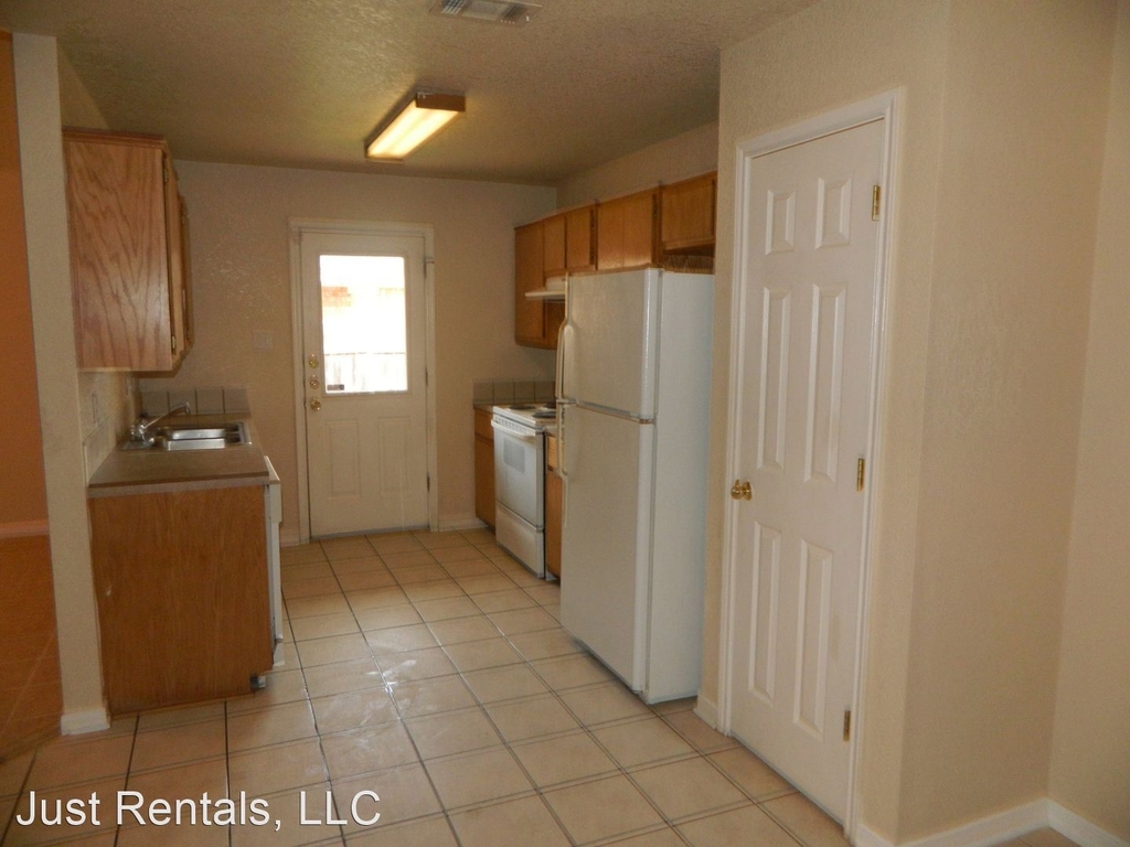 3704 Littleleaf Dr - Photo 10