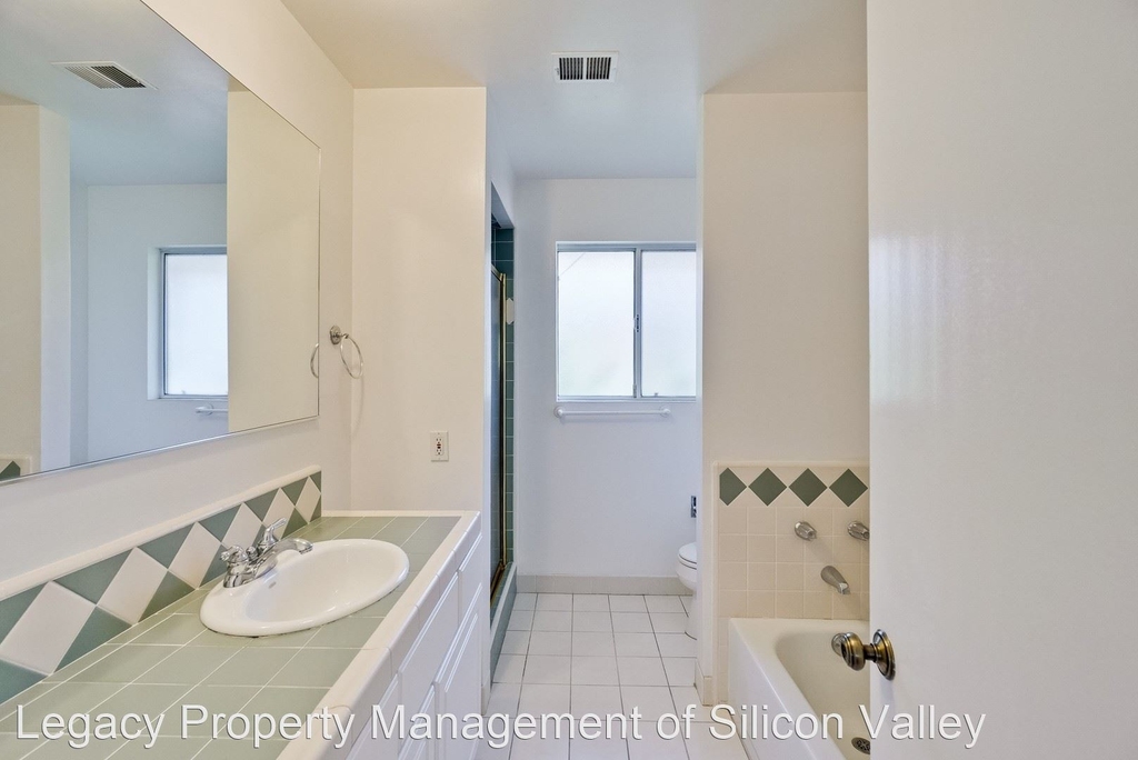 689 Roble Ave #3 - Photo 12