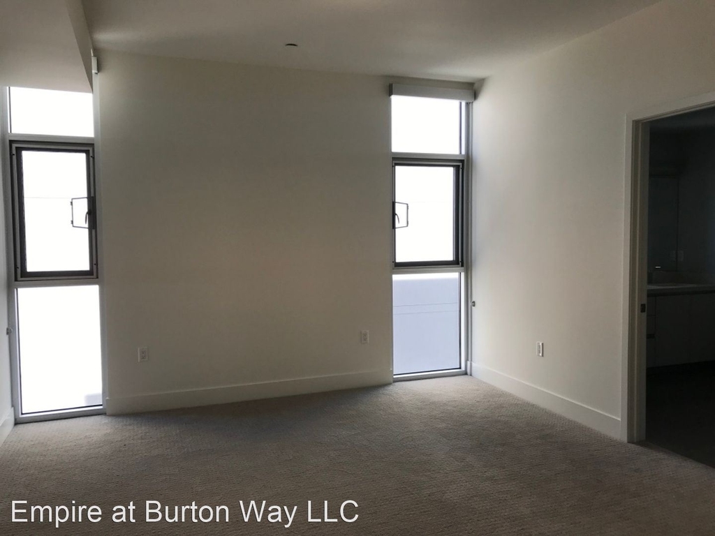 9265 Burton Way - Photo 6