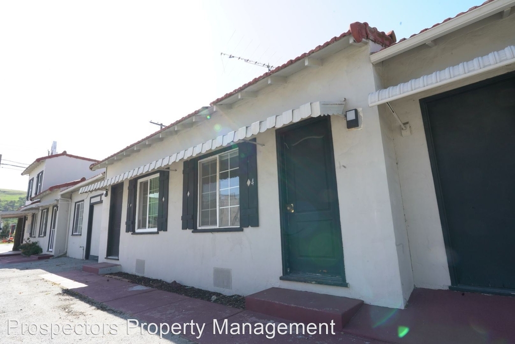 19040 Monterey Rd - Photo 0