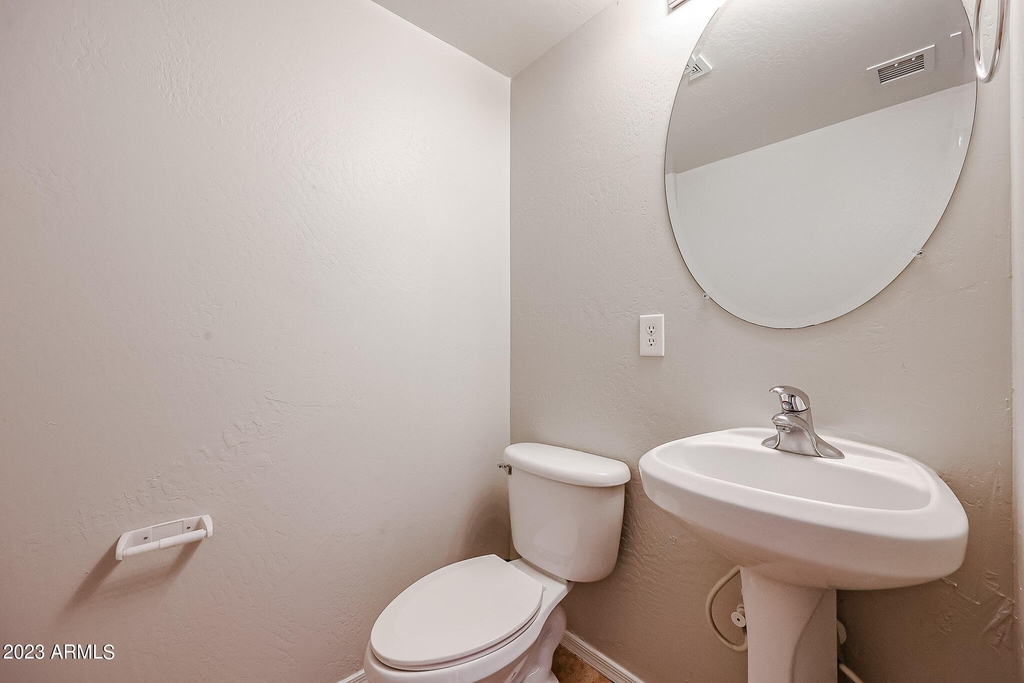 11325 W Harrison Street - Photo 12