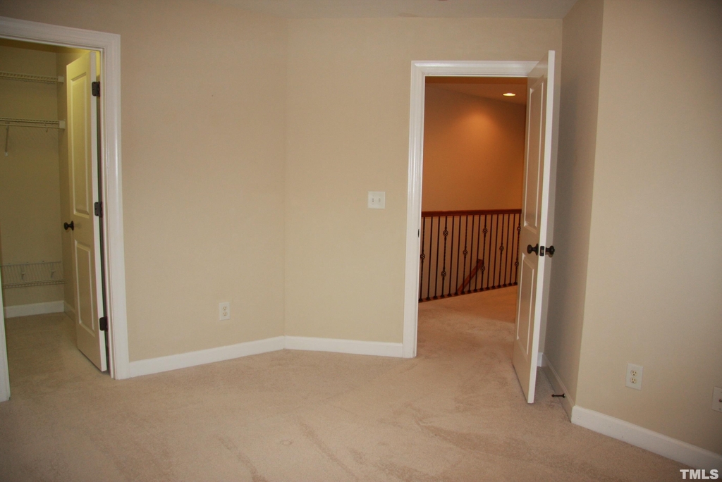 413 Travertine Dr - Photo 24