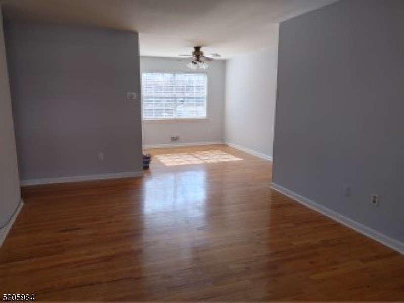 800 Old Springfield Ave 19 - Photo 4