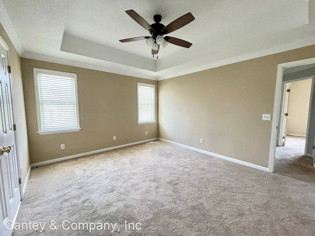 164 Shadeland Circle - Photo 15