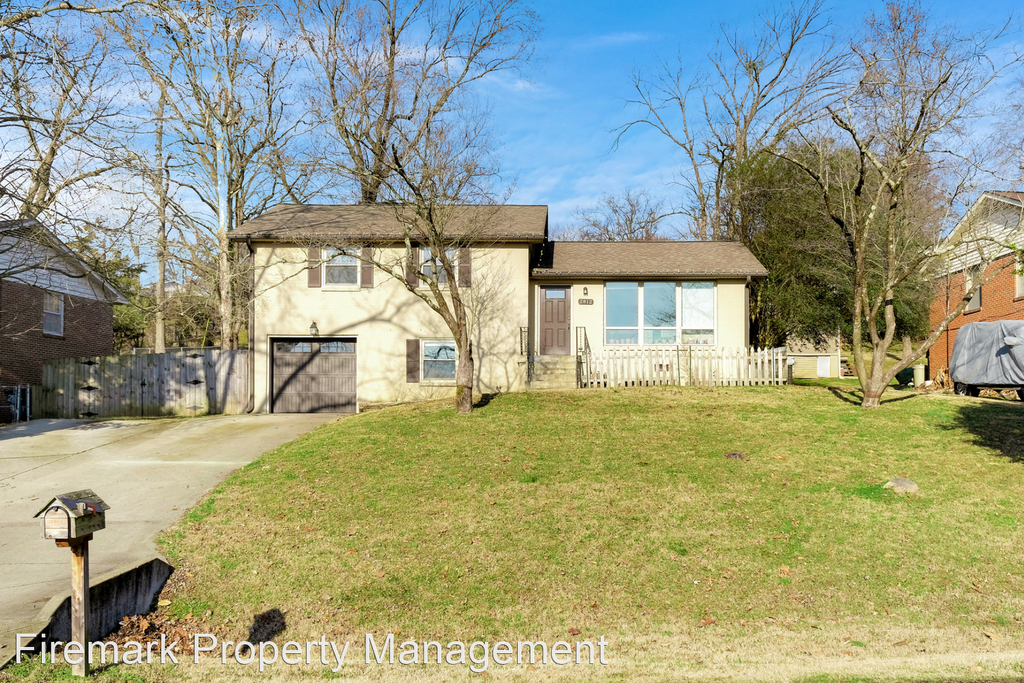 2812 Hody Drive - Photo 0