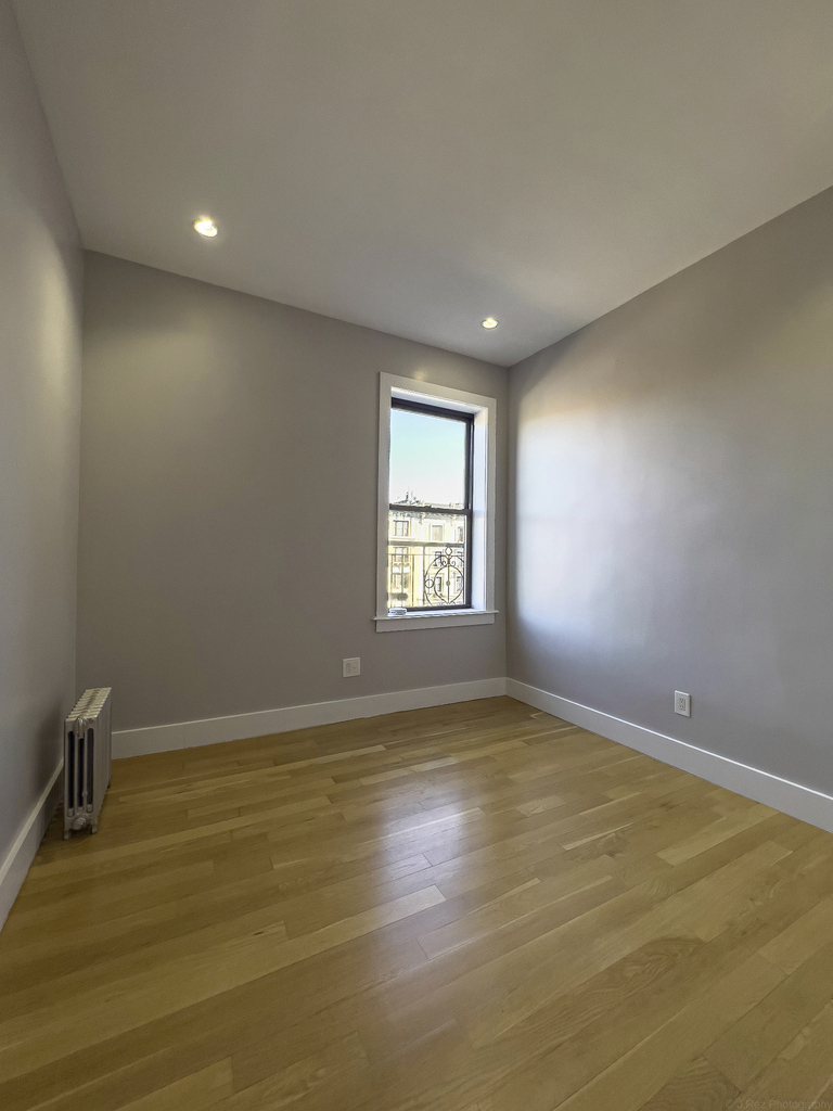 600 West 136th Street - Photo 13