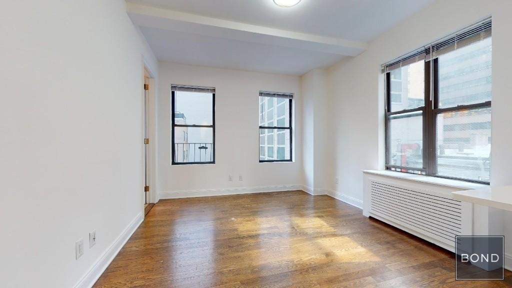 140 East 46th Street - Photo 1