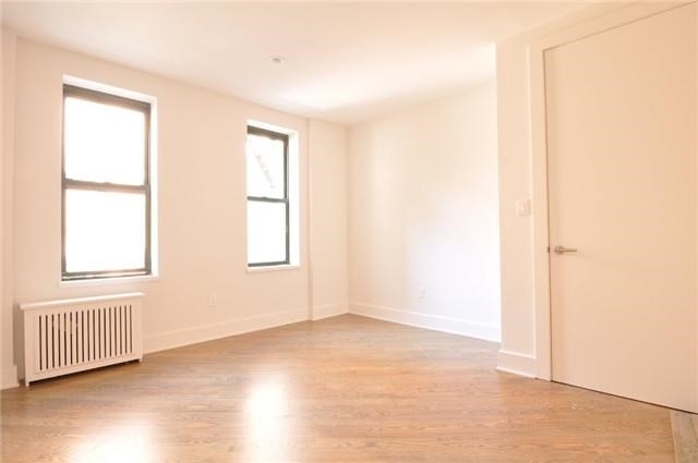 226 East 70th Street - Photo 2