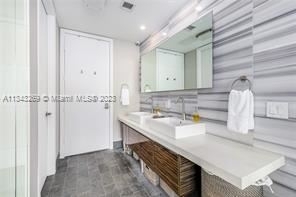 1100 Biscayne Blvd Unit 2701 - Photo 6