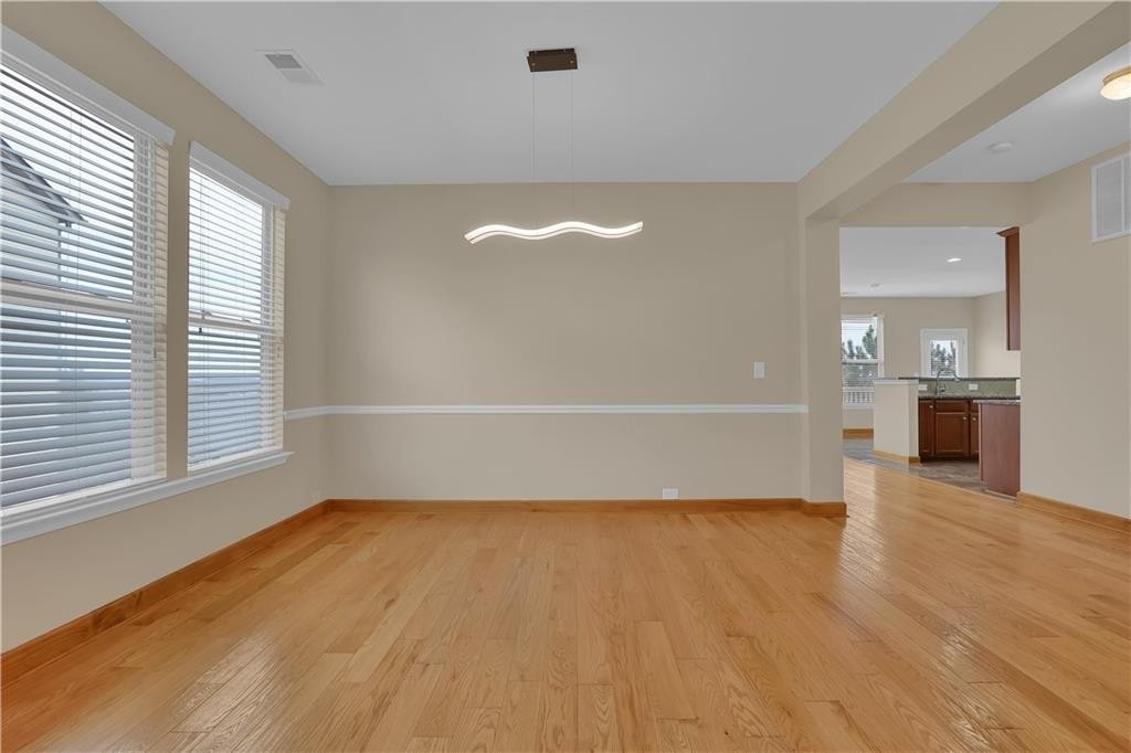 1520 Eaglerock Drive - Photo 3