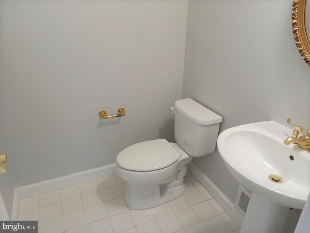 9512 Lagersfield Cir - Photo 15