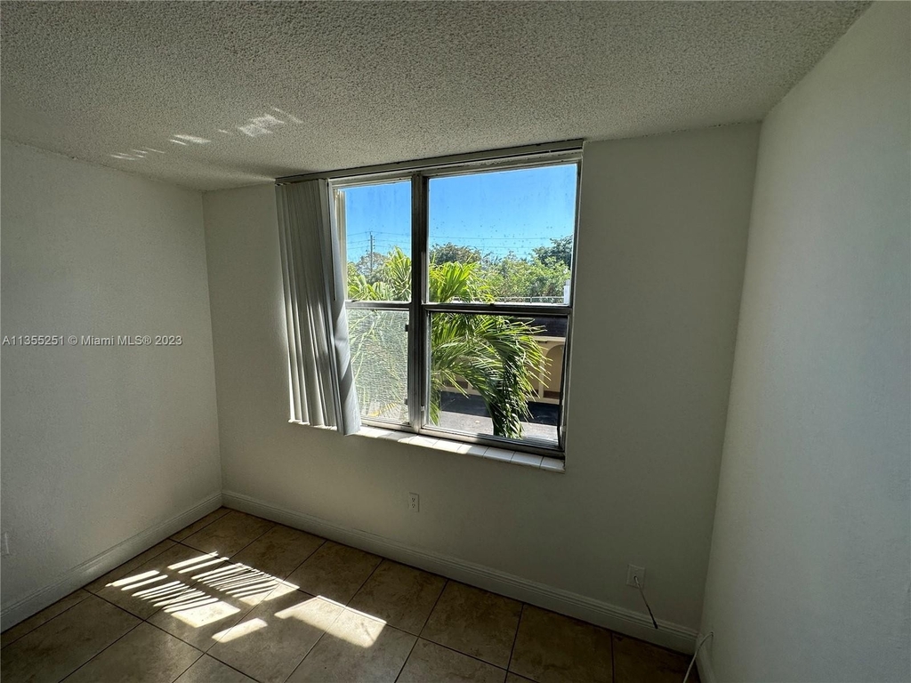 1800 Sans Souci Blvd - Photo 19