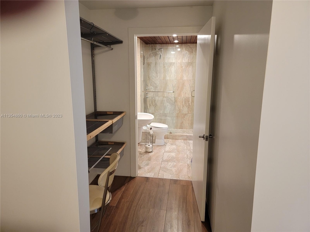 7728 E Collins Ave - Photo 8