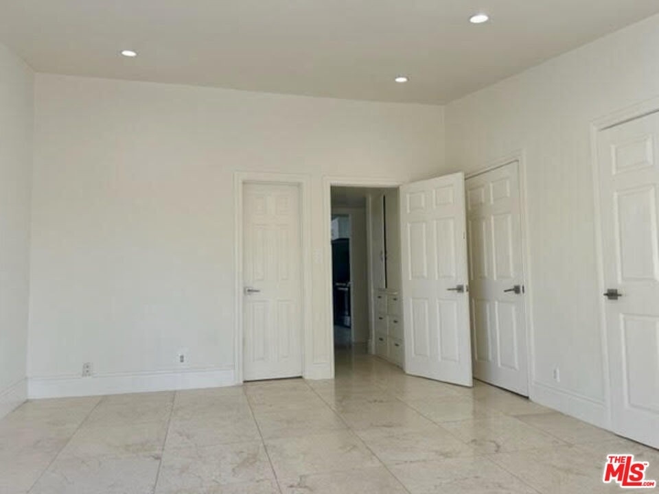 4900 Matula Dr - Photo 10