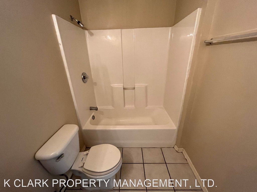 5619 Lakebend West Dr. Unit B - Photo 15