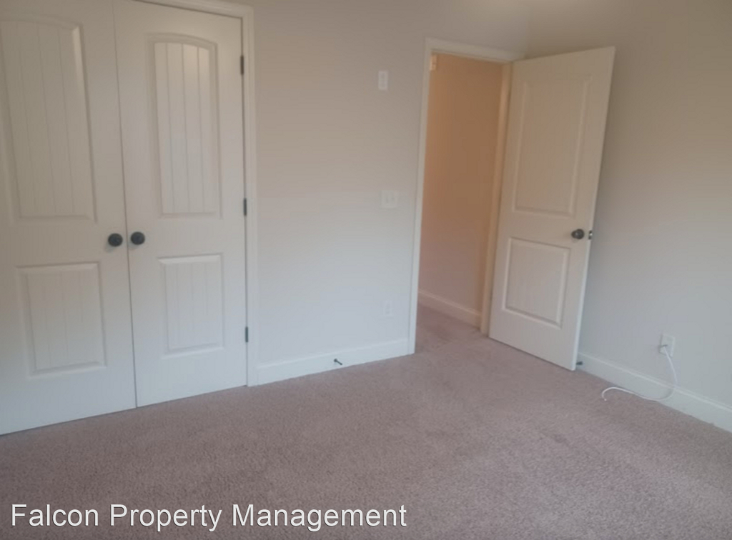 448 Oscar Court - Photo 15