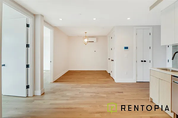 415 Manhattan Avenue - Photo 1