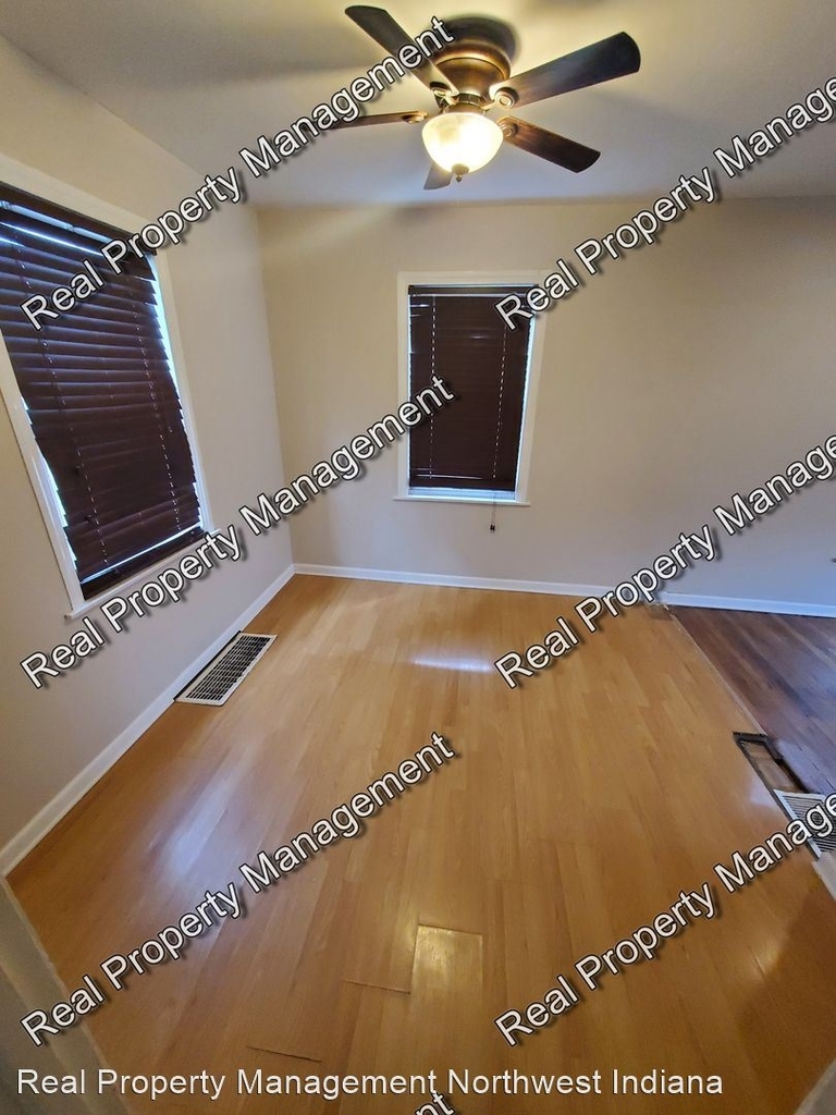 6740 Wicker Ave. - Photo 3