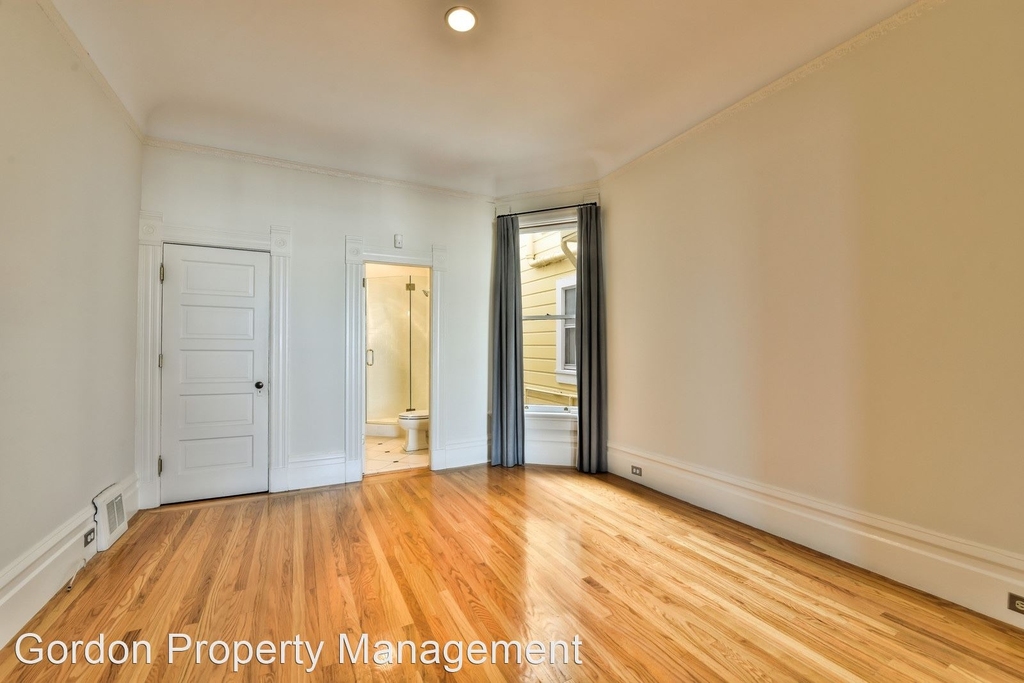 573 Liberty Street - Photo 4