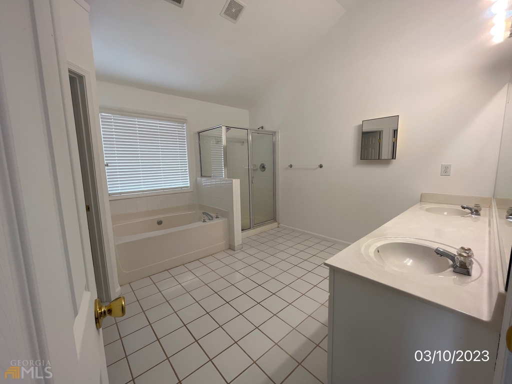 505 Wyncroft Way - Photo 18