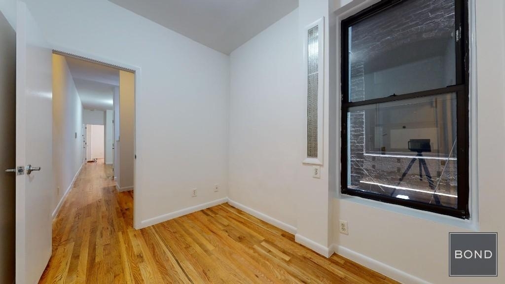 220 East 85 Street - Photo 3