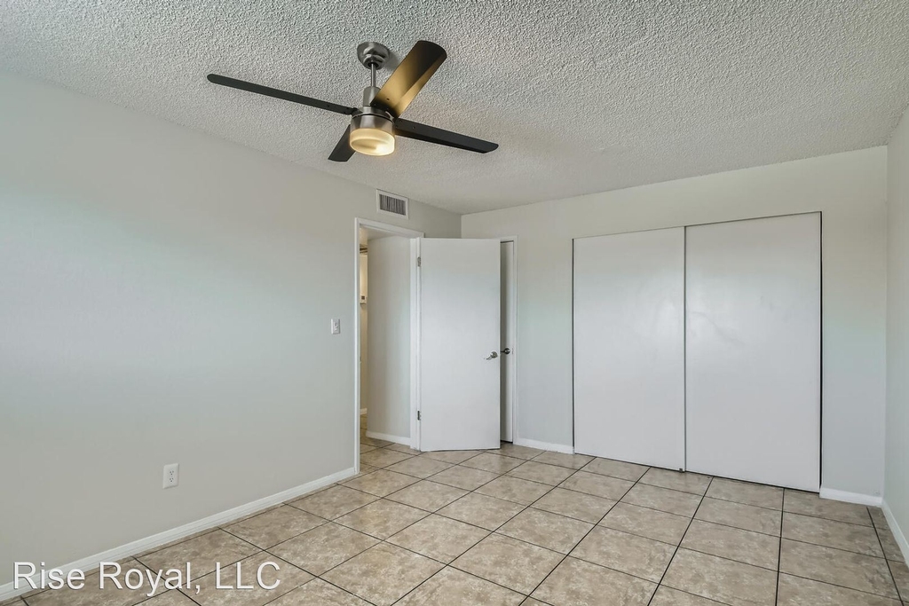 5902 W Royal Palm Rd - Photo 21