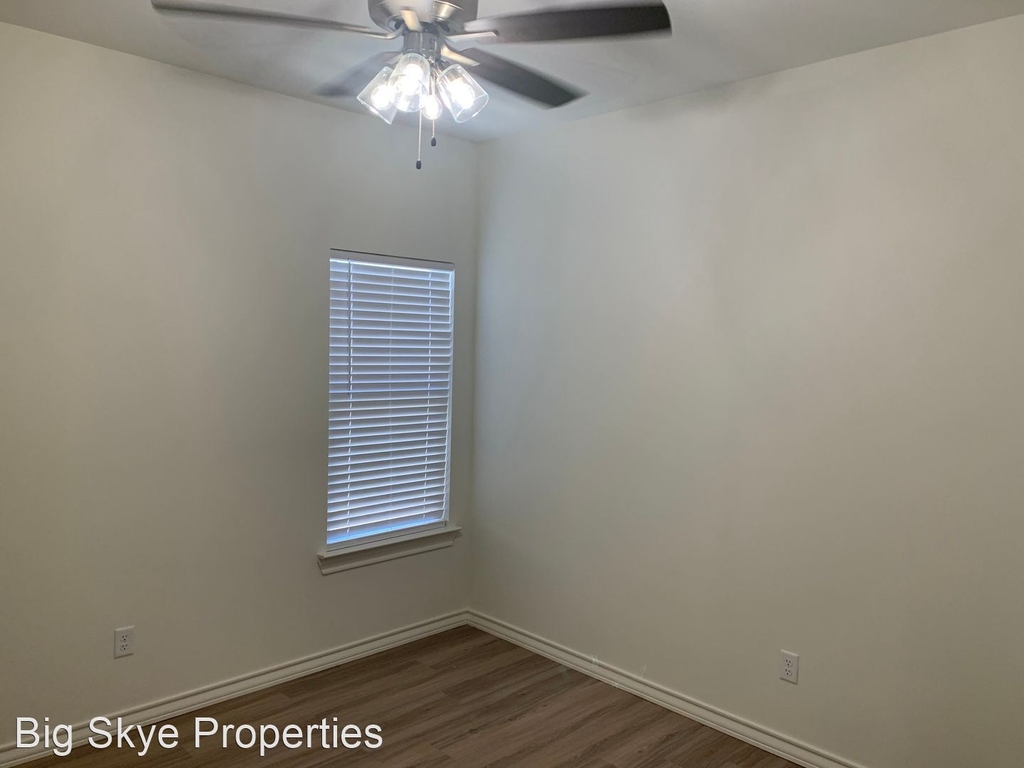 5519 Kemper Street - Photo 11