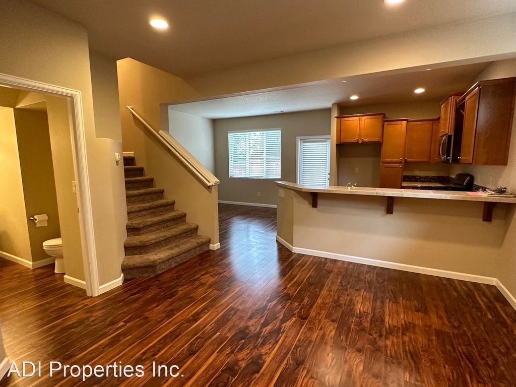 20996 Sw Sister Lane - Photo 1