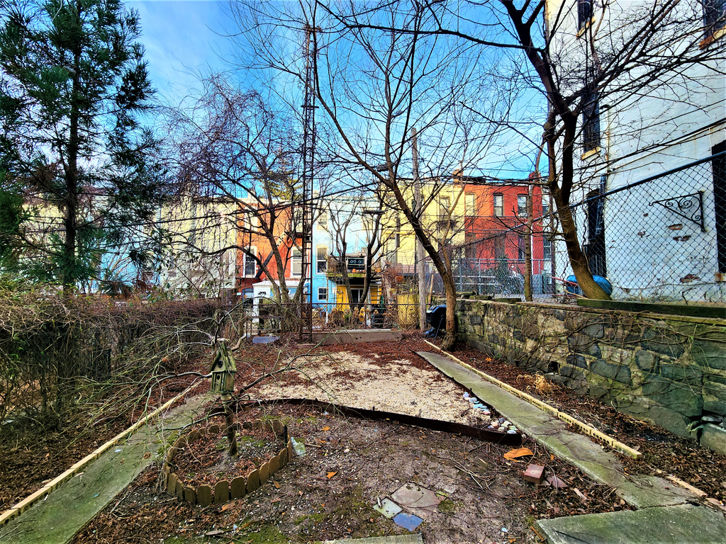 249 12th Street - Photo 5